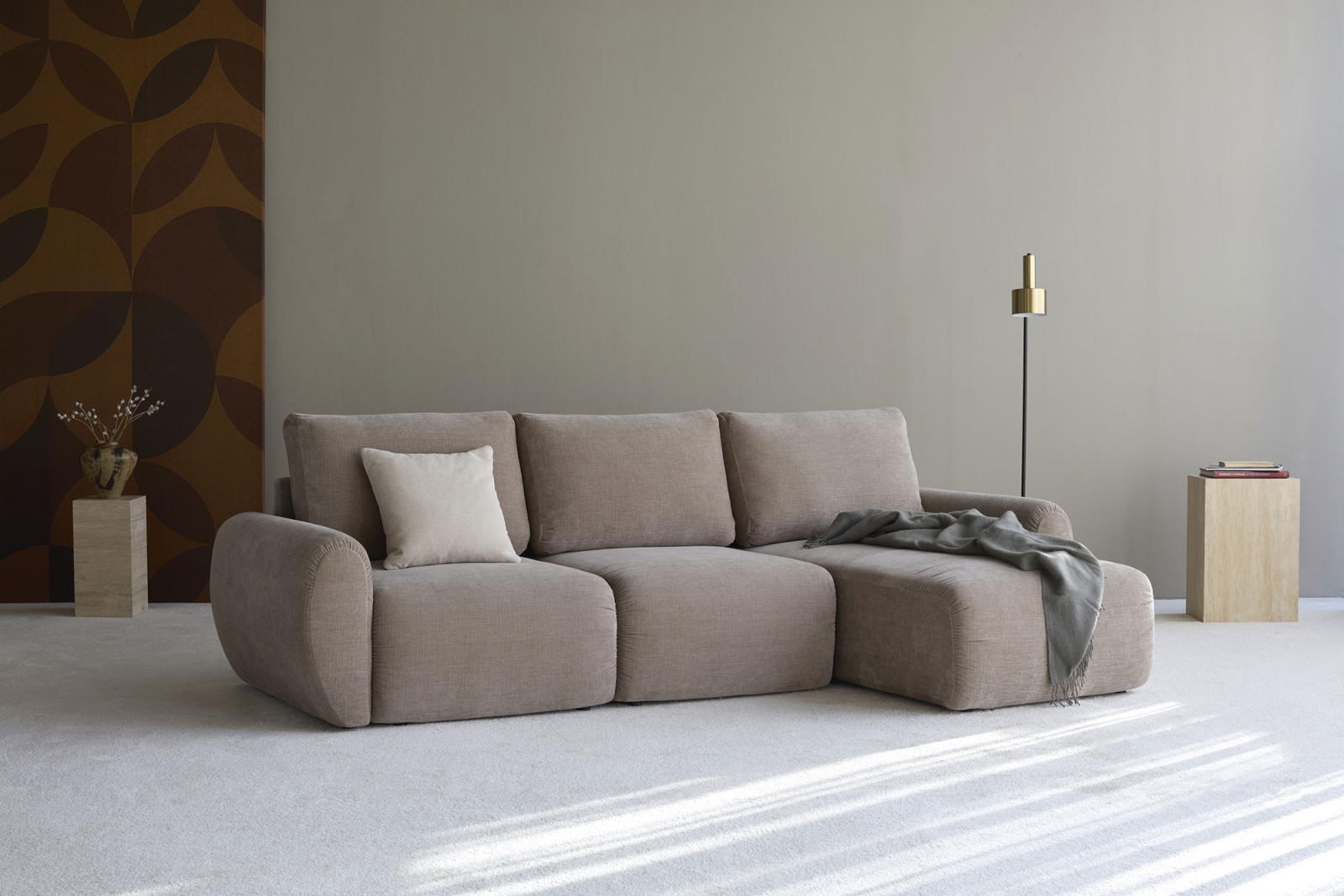 Norum Sofa Bed z ležalnikom – raztegljiv kavč z rokonasloni, Innovation Living, ležišče 145x240 cm