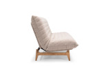 Aslak Quiltus fotelj Soft Spring v tkanini 612 Blida Sand Grey – udoben skandinavski kavč Innovation Living
