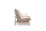 Balder Quiltus fotelj Soft Spring v tkanini 612 Blida Sand Grey – udoben skandinavski fotelj Innovation Living