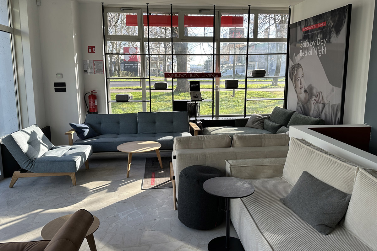 Salon Dom Ambient Ljubljana predstavitev pohištva za arhitekte