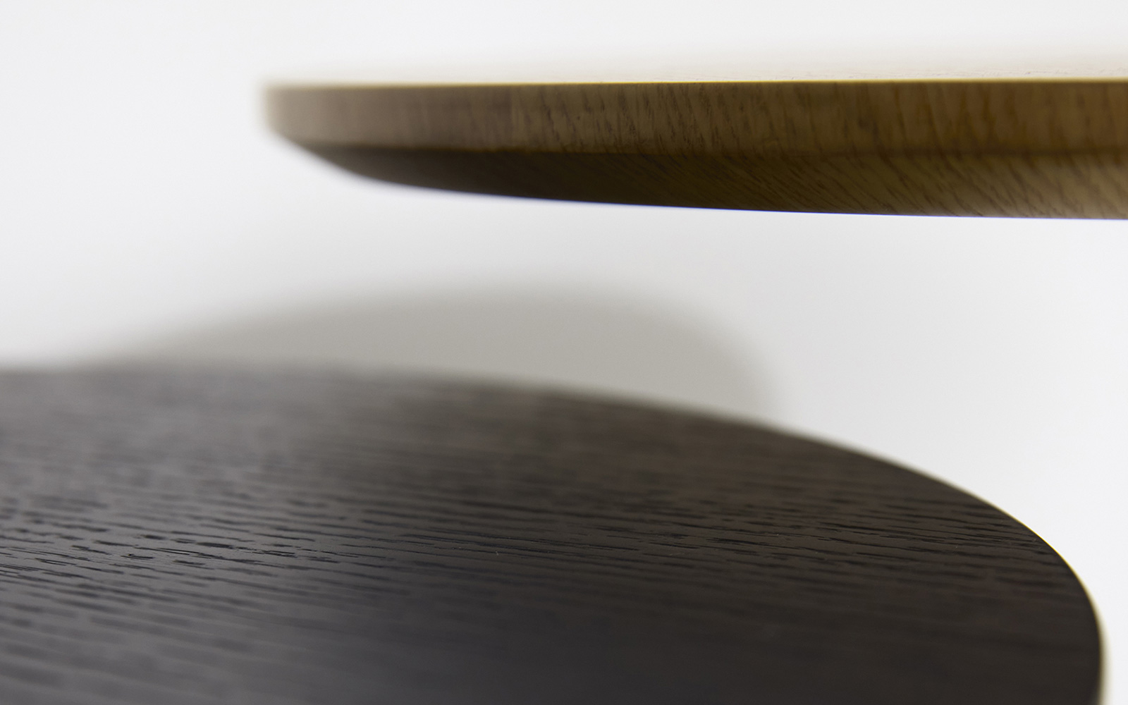 Kiffa dvižna klubska mizica