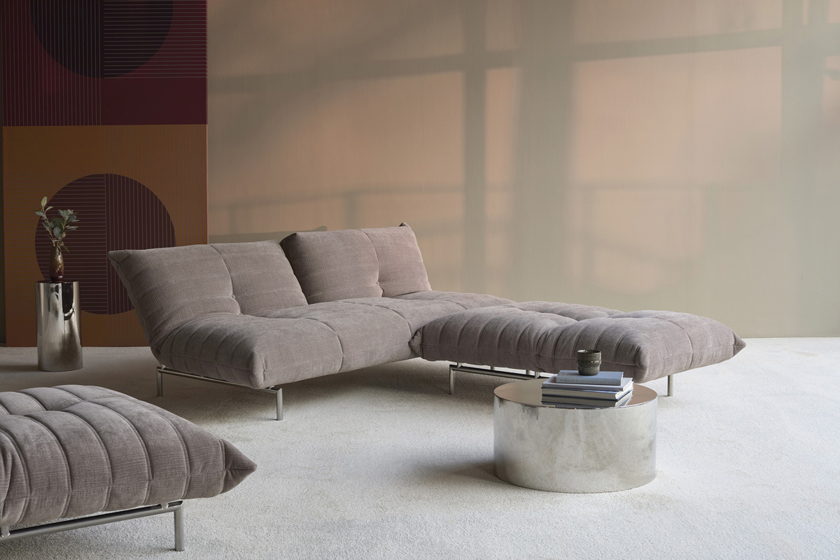 Mikunjo Sofa Bed raztegnjen v ležišče 125x200 cm