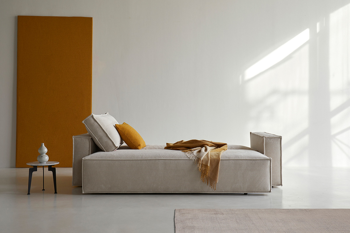 Newilla sofa bed delno odprt prikaz funkcije raztegovanja