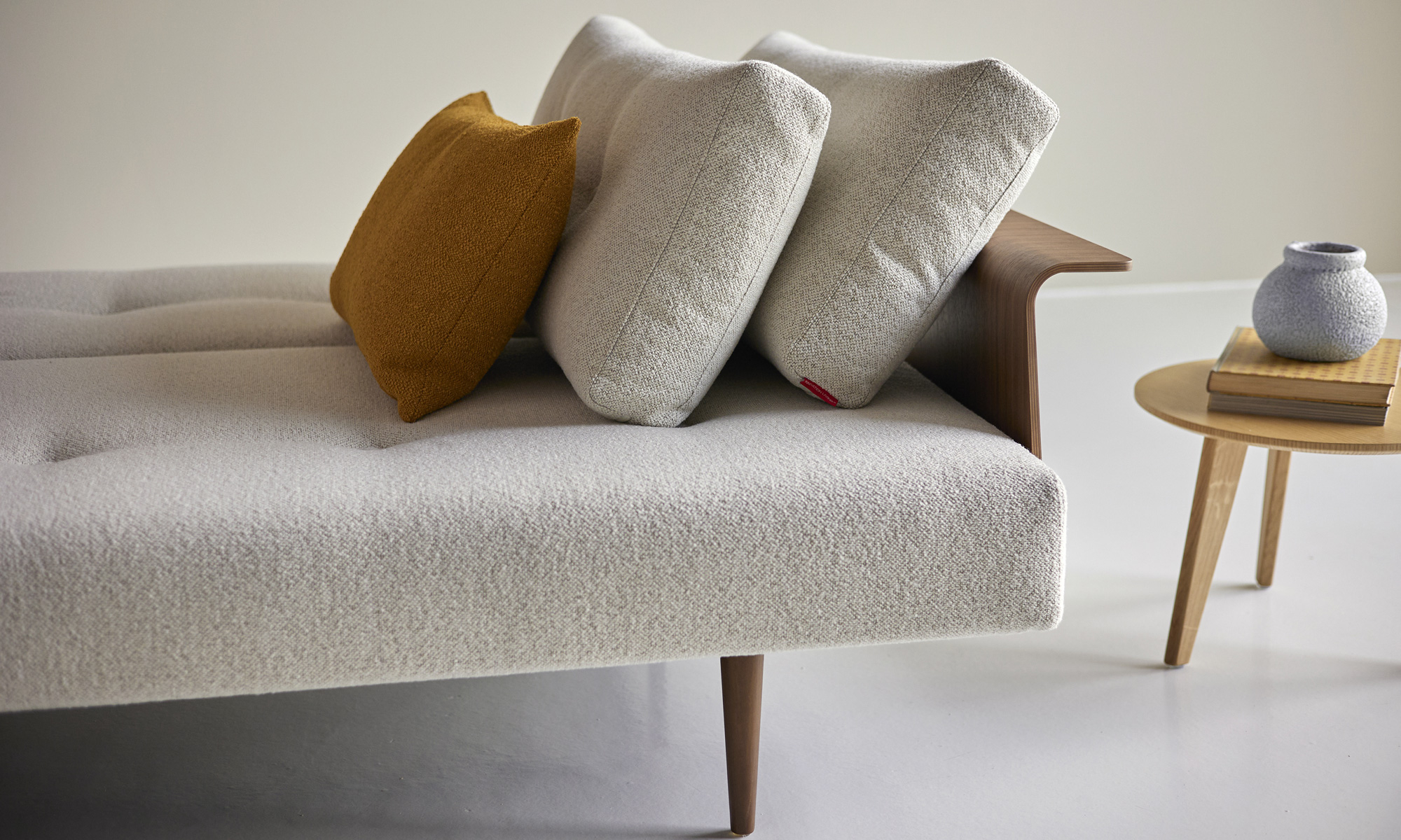 Recast sofa bed z rokonasloni, tkanina 357